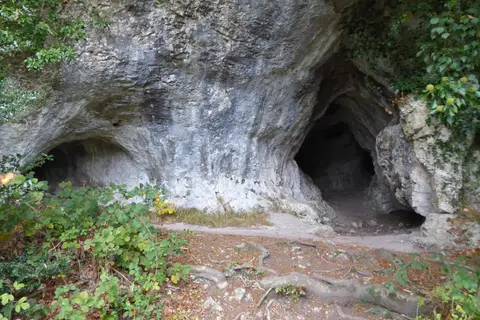 Photo of King Arthur's Cave, a cave near Monmouth in the Wye Valley, Herefordshire, central England.