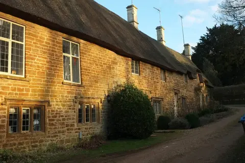 Photo of Great Tew, a village in Oxfordshire, south east England.