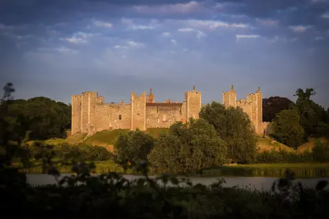 Photo of Framlingham Castle, a ruined castle in Suffolk, eastern England.