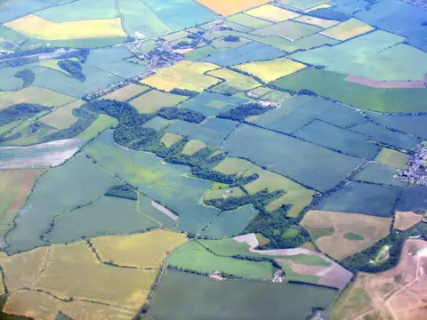 Photo of Sundon Hills Country Park, a country park near Barton-le-Clay in the Chilterns, Bedfordshire, eastern England.