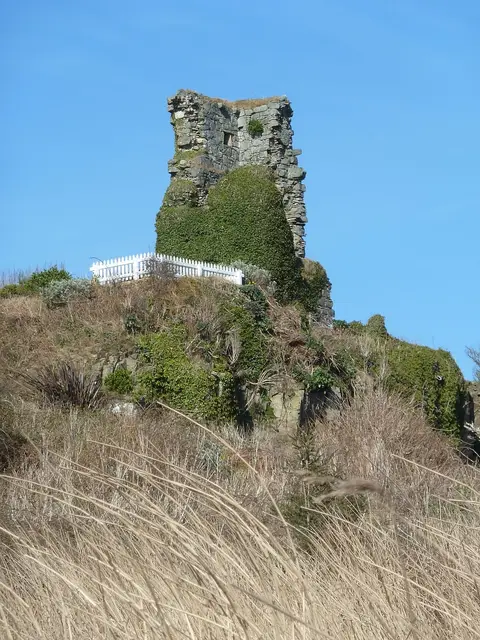 Photo of Kildonan Castle, a ruined castle near Whiting Bay, North Ayrshire, southern Scotland.