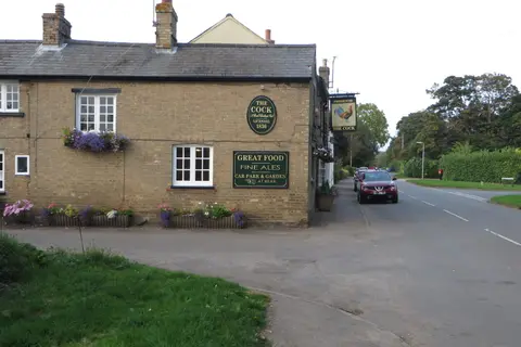 Photo of The Cock, a pub near Broom, Bedfordshire, eastern England.