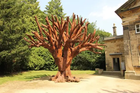 Photo of Yorkshire Sculpture Park, a garden near West Bretton, West Yorkshire, northern England.