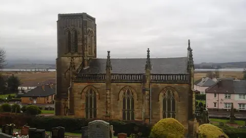 Photo of Airth Old Parish Church, a church in Falkirk, central Scotland.