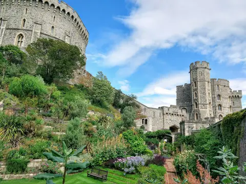 Photo of Windsor Castle, a castle near Eton, Berkshire, south east England.