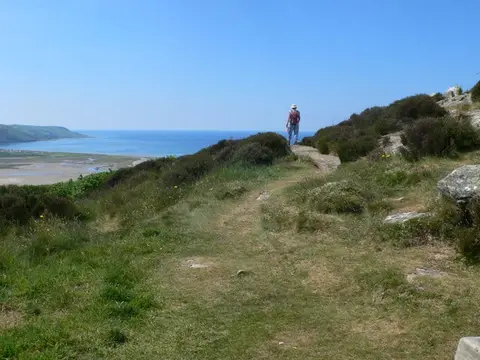 Photo: Panorama Walk, a viewpoint near Barmouth in Eryri, Gwynedd, north Wales.
