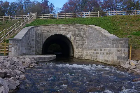 Photo of the Lancaster Canal, a 41-mile canal running from Preston to Tewitfield, north west England.