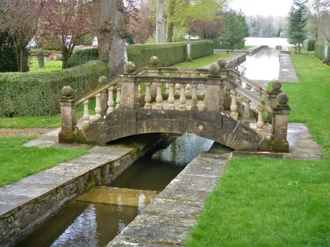 Photo of Buscot Park, a Grade II* registered house & garden near Kelmscott, Oxfordshire, south east England.