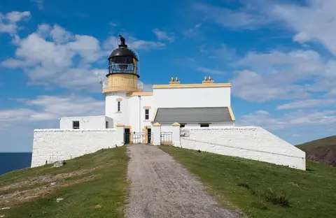 Photo of Stoer Head Lighthouse, a lighthouse in Assynt–Coigach, Highland, the Scottish Highlands and Islands.