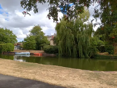Photo of the Grand Western Canal, an 11-mile canal running from Tiverton to Lowdwells, south west England.