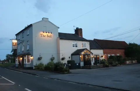 Photo of The Bell (Alderminster), a pub in Warwickshire, central England.
