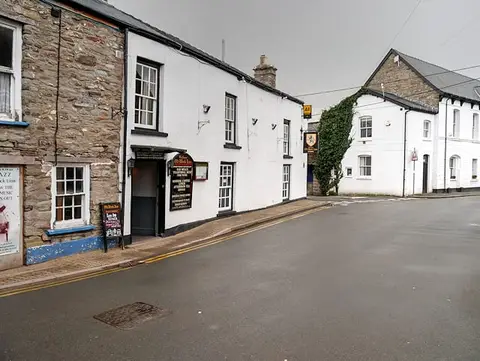Photo of The Old Black Lion, a pub near Hay-on-Wye in Bannau Brycheiniog, the Powys, mid Wales.