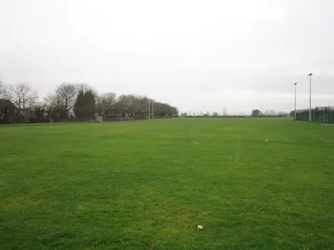 Photo: South Field, a 12m hill near Kingston upon Hull, East Riding of Yorkshire, northern England.
