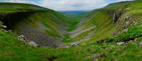 Photo: High Cup Nick, a viewpoint near Dufton in the North Pennines, Cumbria, north west England.