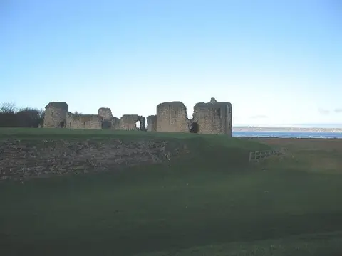 Photo of Castell y Fflint, a ruined castle near Neston, Flintshire, north Wales.