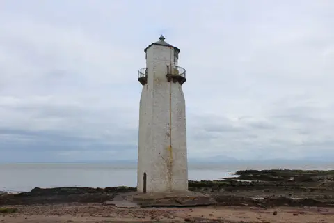 Photo of Southerness Lighthouse, a lighthouse in Dumfries and Galloway, southern Scotland.