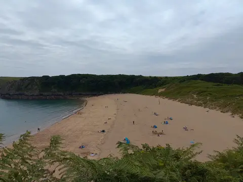 Photo of Barafundle Bay, a beach near Stackpole, Pembrokeshire, south west Wales.