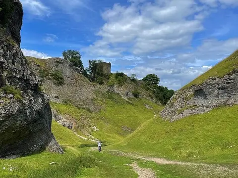 Photo of Cave Dale, a gorge near Castleton in the Peak District, Derbyshire, central England.