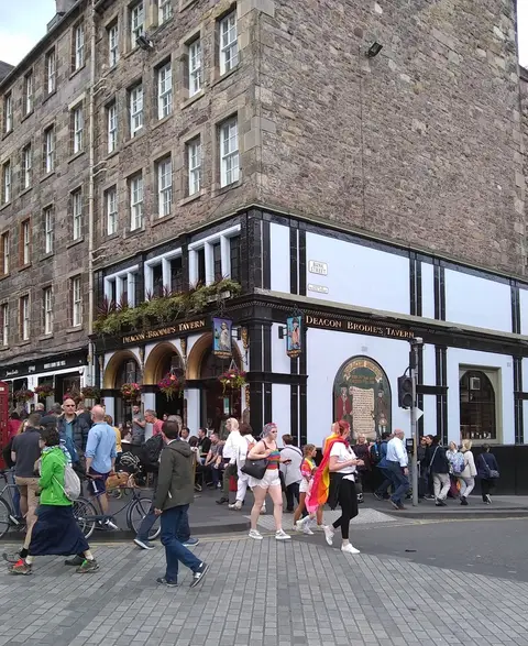 Photo of Deacon Brodie's Tavern, a pub in Edinburgh, central Scotland.