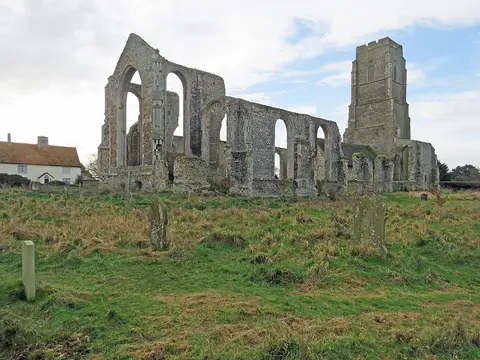 Photo of St Andrew's Church, Covehithe, a church in Suffolk, eastern England.