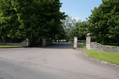 Photo of Restaurant Hywel Jones at Lucknam Park, a restaurant near Colerne in the Cotswolds, Wiltshire, south west England.