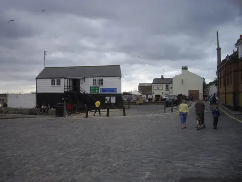 Photo of Leigh Bell Wharf, a swimming spot near Leigh-on-Sea, Essex, eastern England.