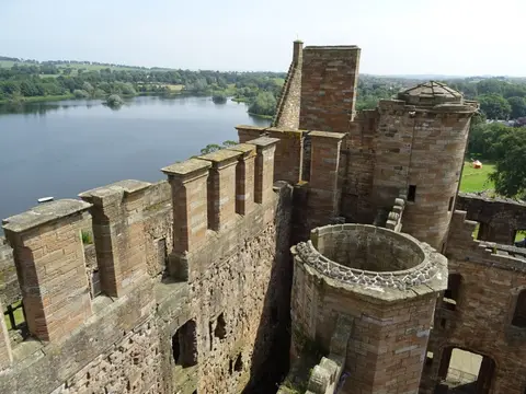 Photo of Linlithgow Palace, a ruined palace in West Lothian, central Scotland.