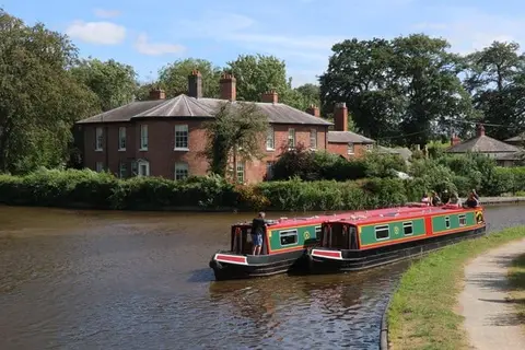 Photo of the Llangollen Canal, a 41-mile canal running from Hurleston Junction to Llangollen, England and Wales.