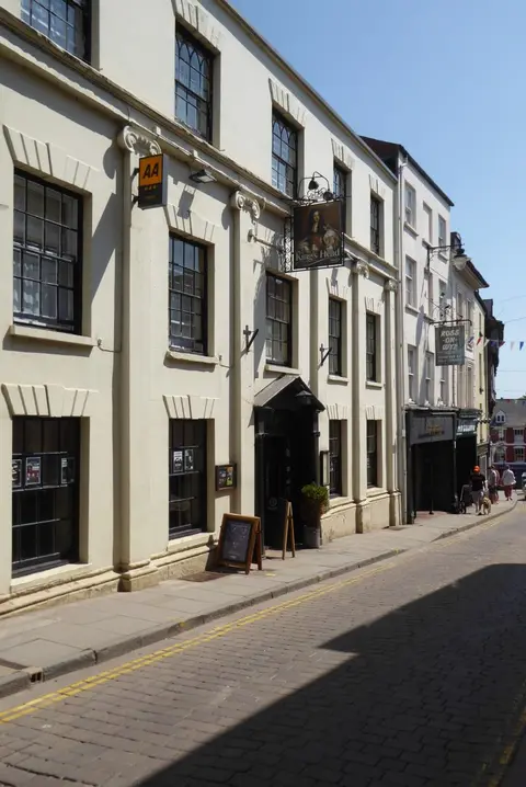 Photo of The King's Head (Ross-on-Wye), a pub in the Wye Valley, Herefordshire, central England.