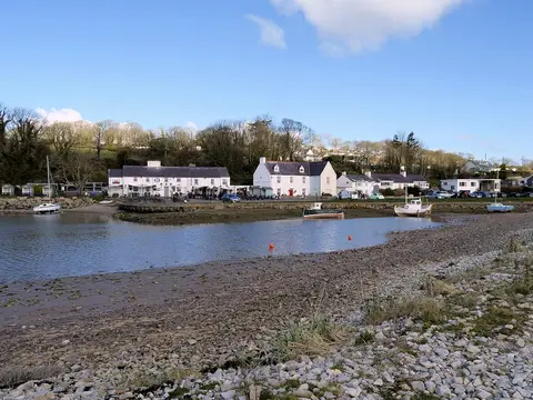 Photo of The Ship Inn (Red Wharf Bay), a pub in Anglesey, north Wales.
