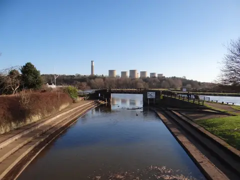 Photo of the Erewash Canal, a 12-mile canal running from Trent Lock to Langley Mill, central England.