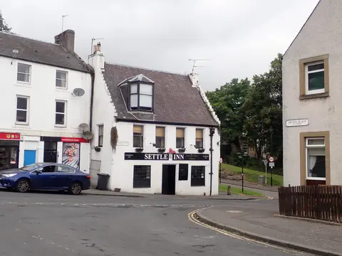 Photo of The Settle Inn, a pub in Stirling, central Scotland.