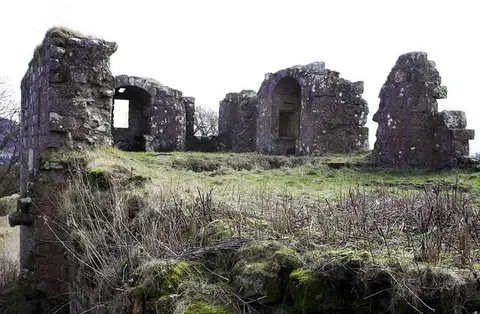 Photo of Dowhill Castle, a ruined castle in Perth and Kinross, central Scotland.
