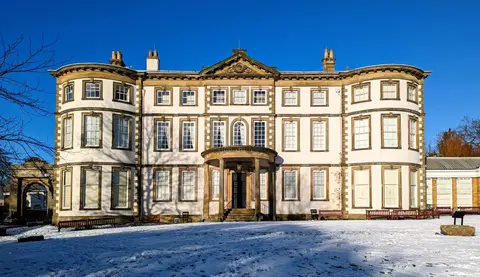 Photo of Sewerby Hall and Gardens, a garden in East Riding of Yorkshire, northern England.