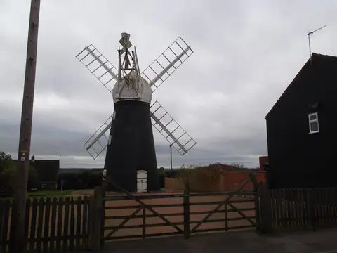 Photo of Ellis Mill, a windmill in Lincolnshire, central England.