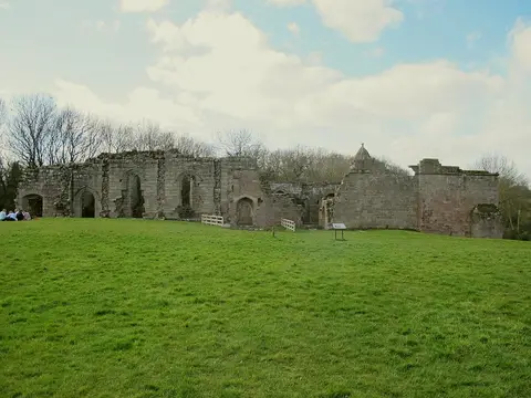 Photo of Spofforth Castle, a ruined castle in North Yorkshire, northern England.
